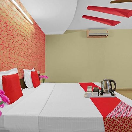 Oyo 87701 Lucky Farm Hotel Shahpur  Exterior photo