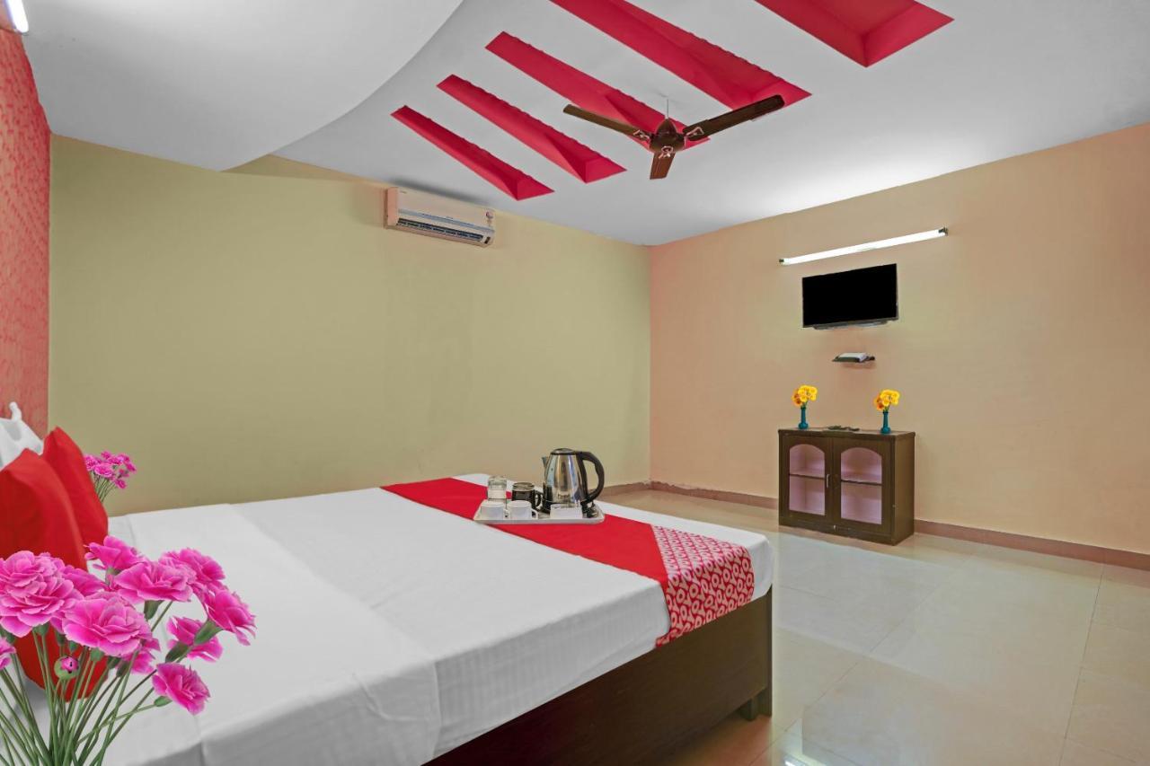 Oyo 87701 Lucky Farm Hotel Shahpur  Exterior photo