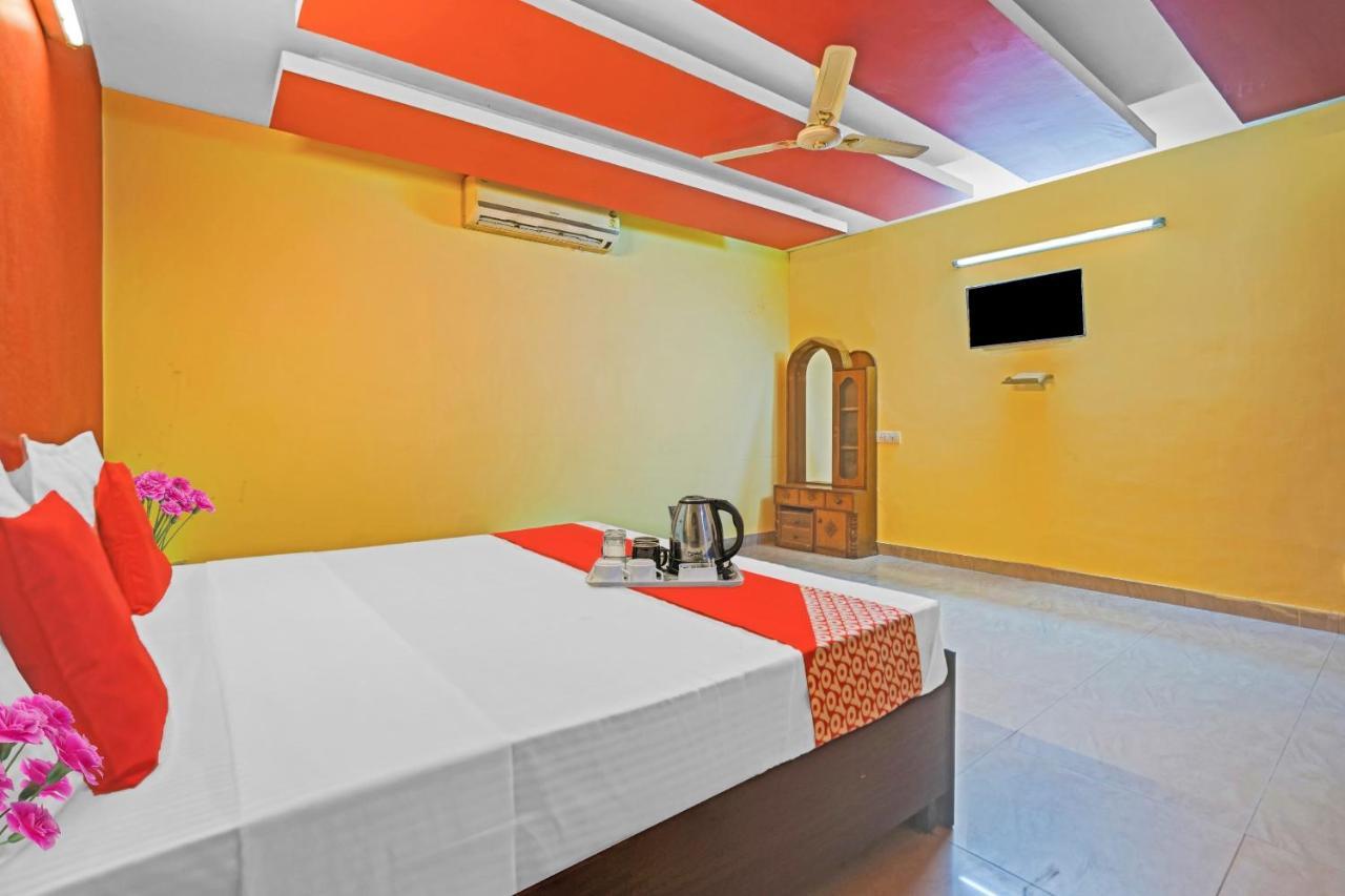 Oyo 87701 Lucky Farm Hotel Shahpur  Exterior photo