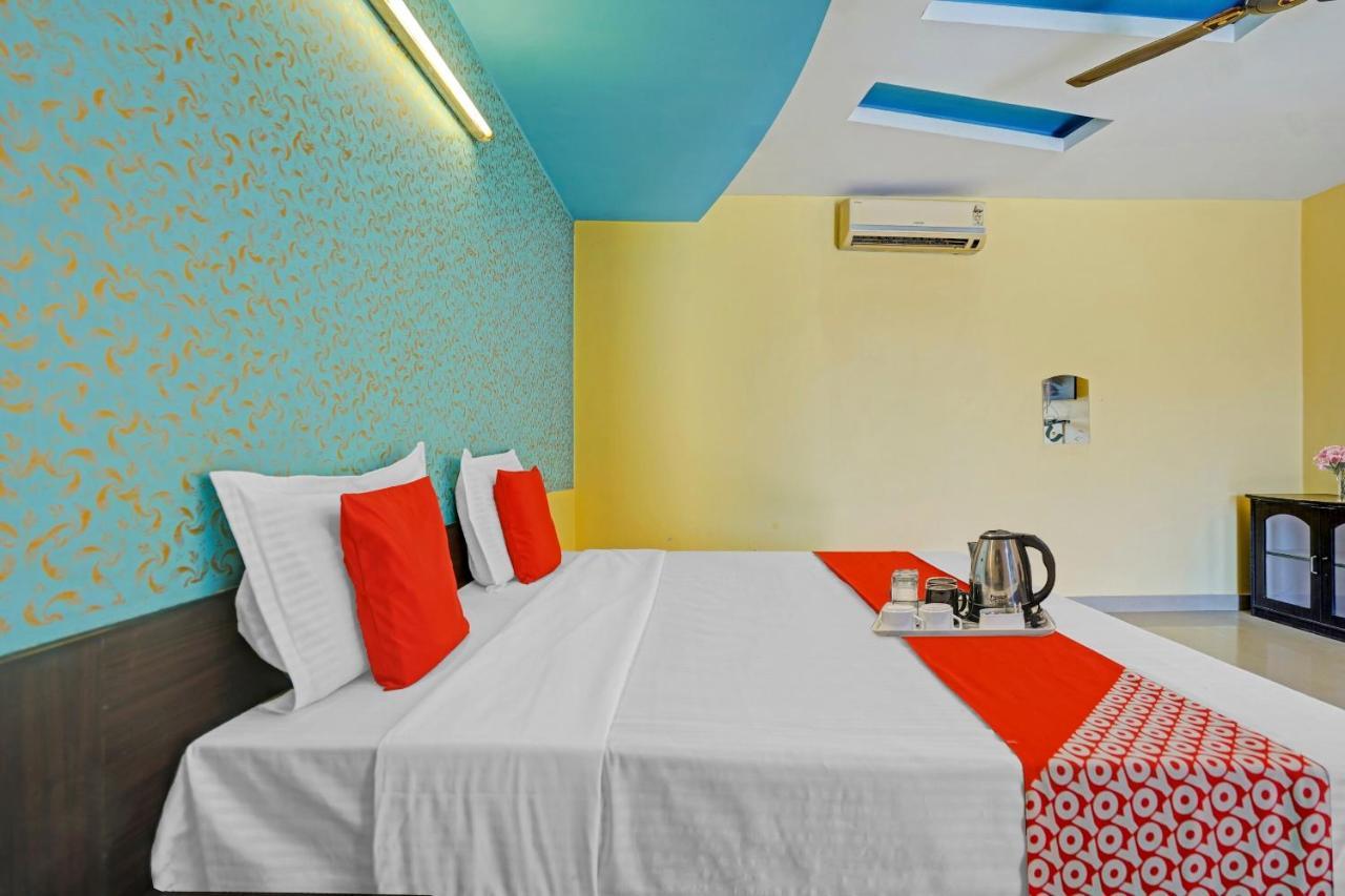 Oyo 87701 Lucky Farm Hotel Shahpur  Exterior photo